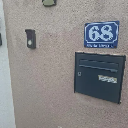 Sécurisée Pres Des Lecques Saint-Cyr-sur-Mer